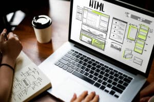 Identidade Corporativa Aplicada aos Meios Digitais