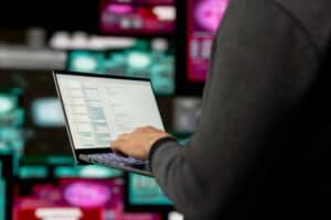 ACL (Access Control List)