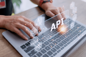 API Rate Limiting: estratégias, algoritmos e implementação prática