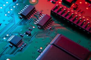 BIOS (Basic Input/Output System): como funciona, diferença para UEFI e segurança em servidores