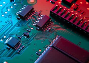 BIOS (Basic Input/Output System): como funciona, diferença para UEFI e segurança em servidores
