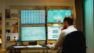 BMC (Baseboard Management Controller)